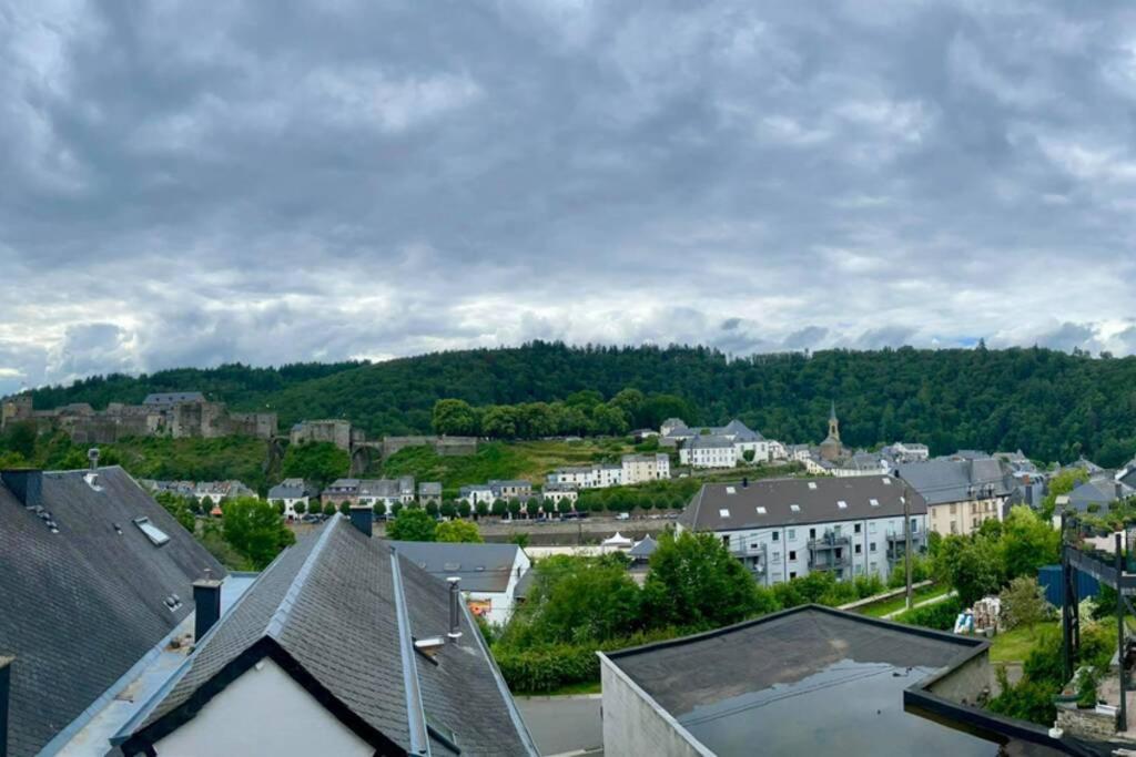Apartment A Bouillon, Vintage Vue Sur Le Chateau
